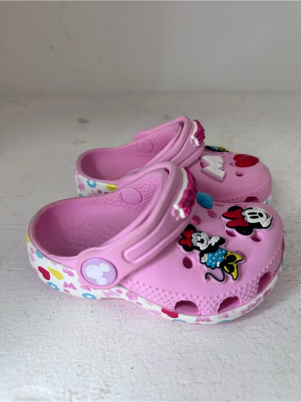CROCS Kids Pink Minnie Mouse Clog Sandals with Patterned Sole